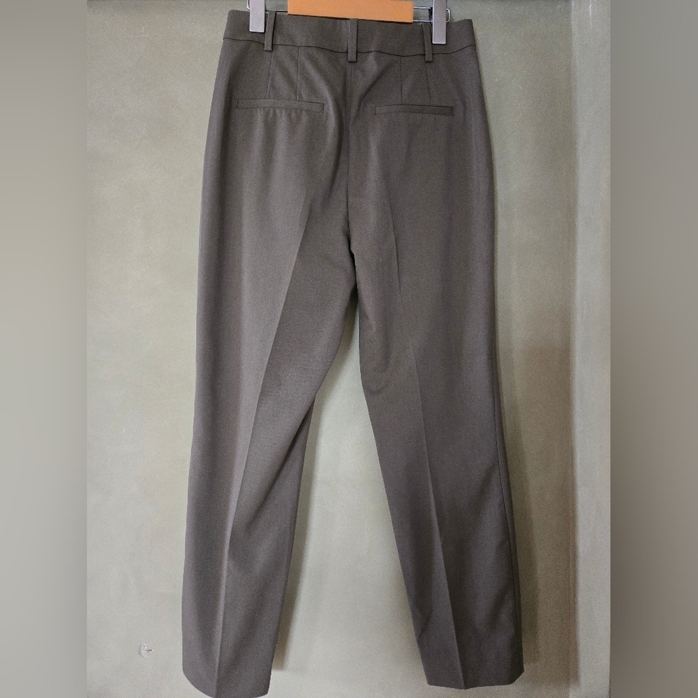 H&M | Women's Kaki Green Dress Pants, Size 6 - Picture 4 of 10